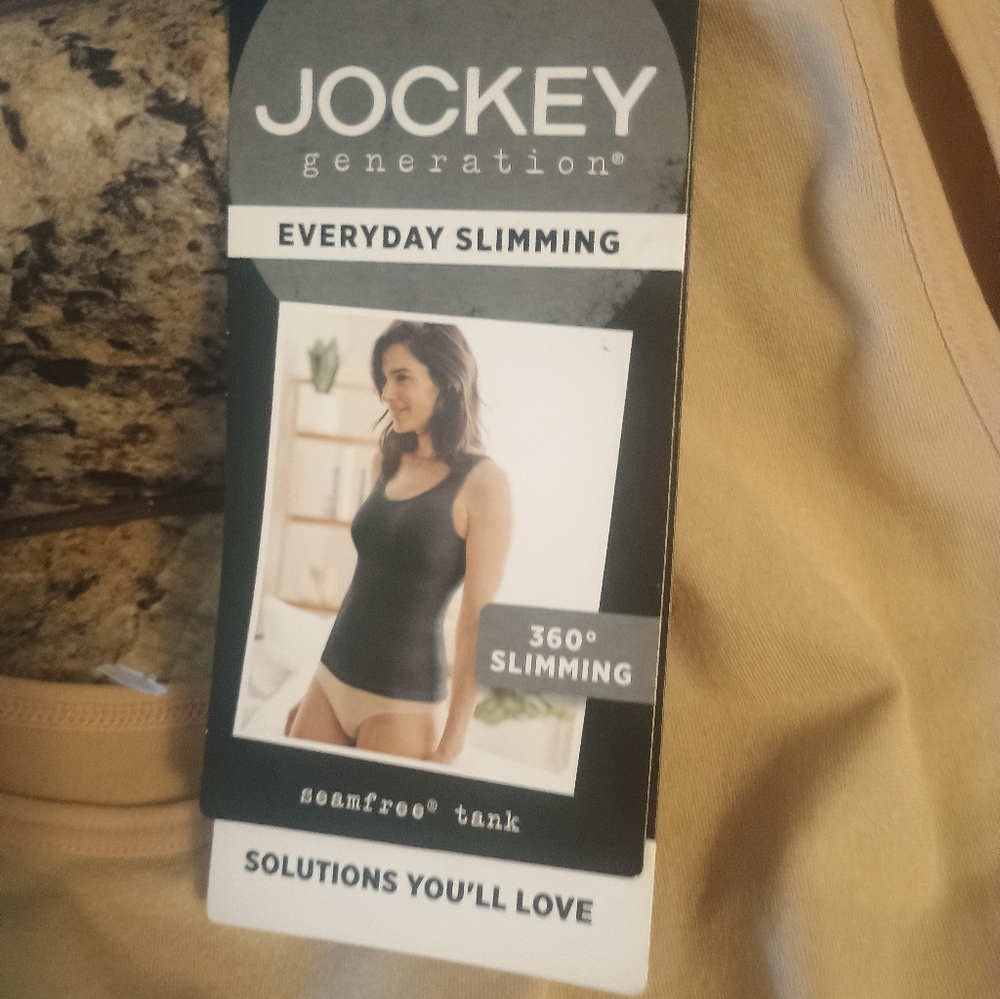 everyday wear. Size extra large slimming tank. Brand new with tags - Picture 3 of 4